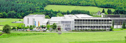 德国Netphen, Gräbener压力机公司